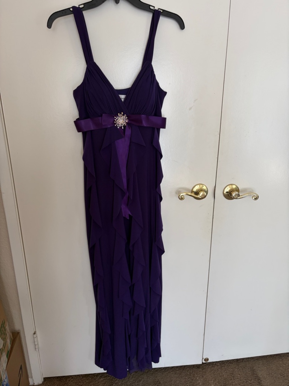 Betsy&Adam Purple Ruffle Maxi Dress Satin Bow/Brooch. Size 4. Great condition!